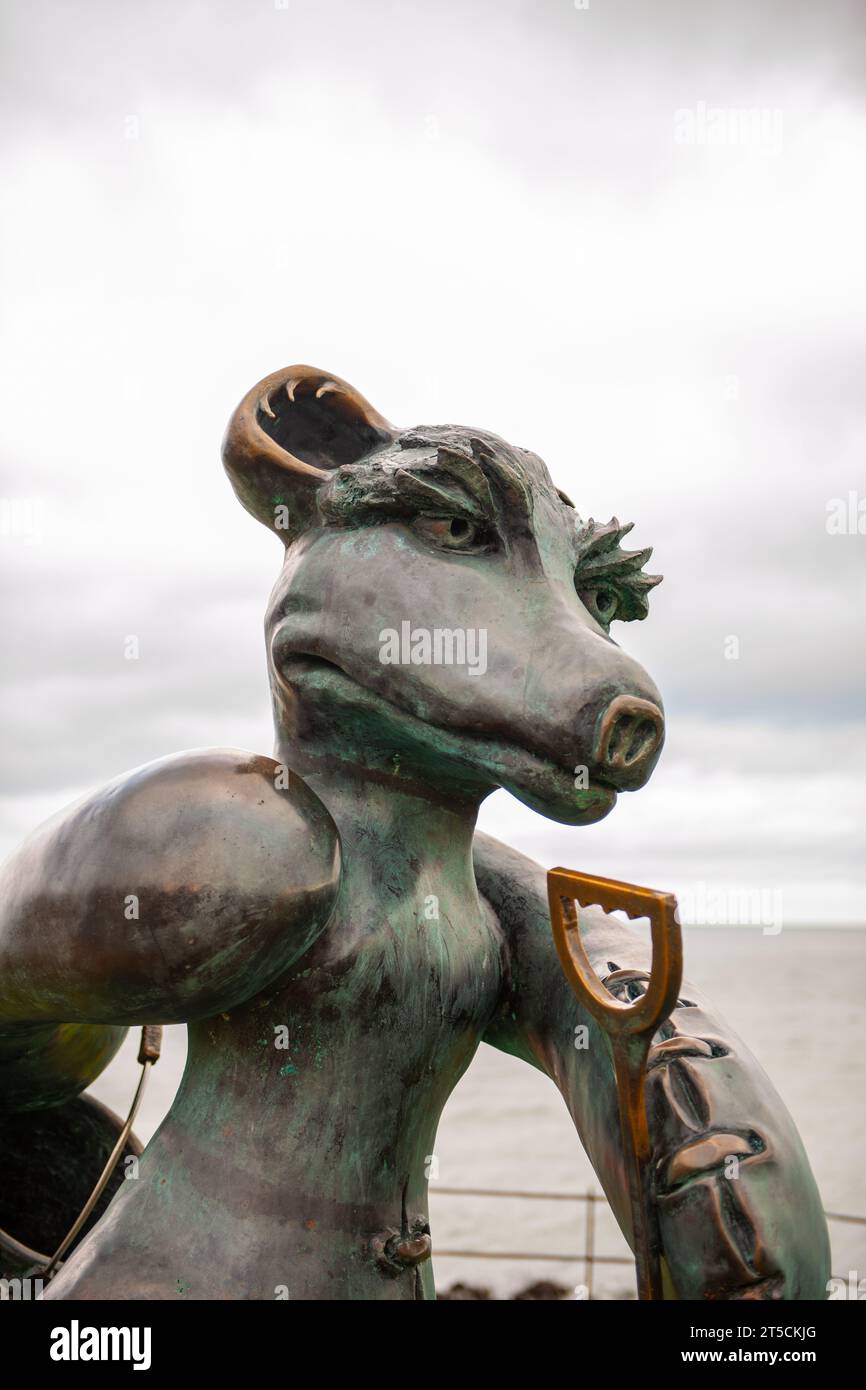 Beach Bear Statue at Greystones, Ireland close up Stock Photo Alamy