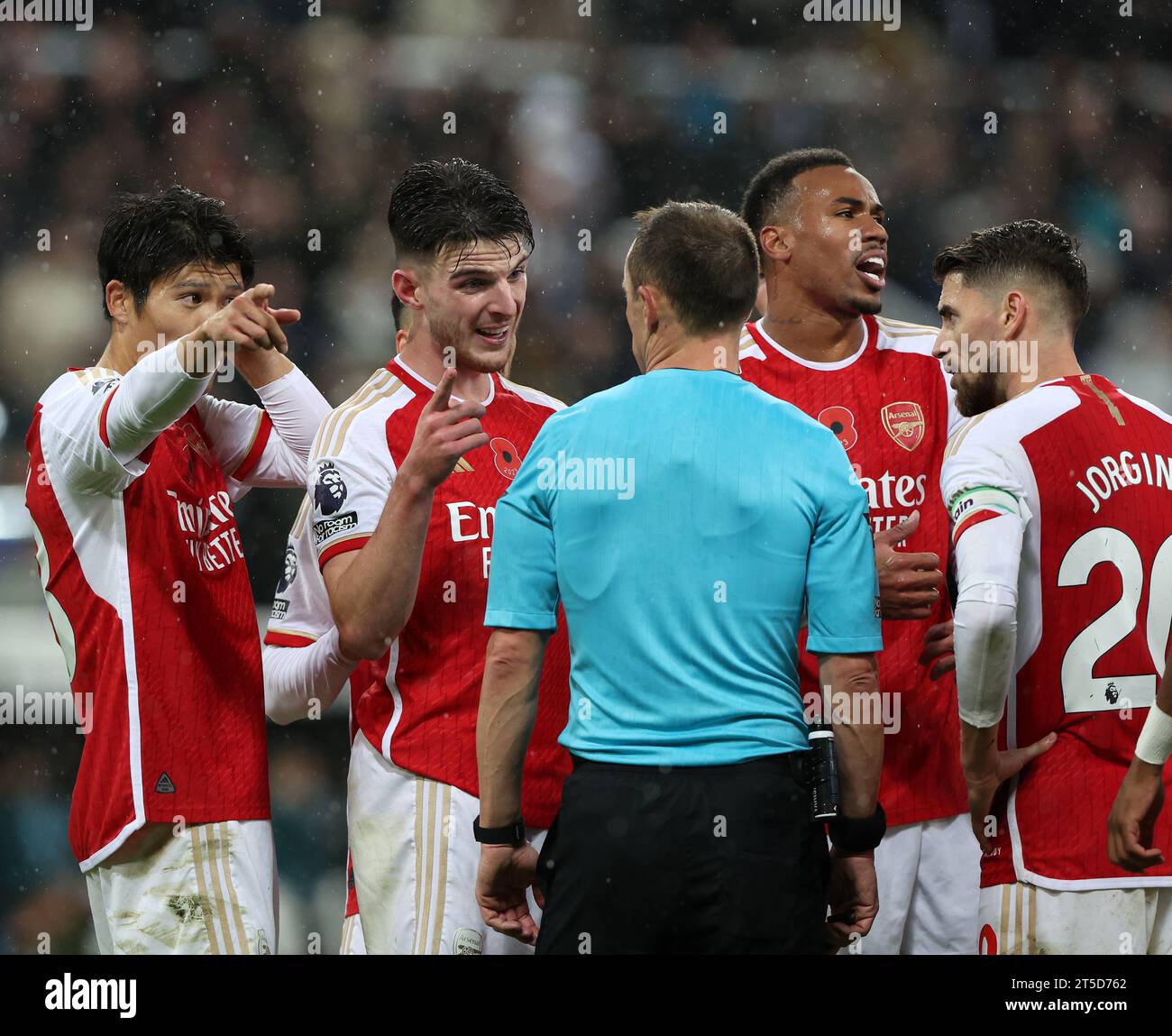 Newcastle Upon Tyne, UK. 4th Nov, 2023. Declan Rice argues with referee ...