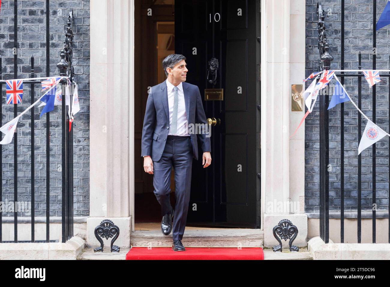 MccLi0004082  British Prime Minister Rishi Sunak greets the President of Rwanda Paul Kagame at Downing Street.  Image shot on 4th May 2023.  © Belinda Stock Photo