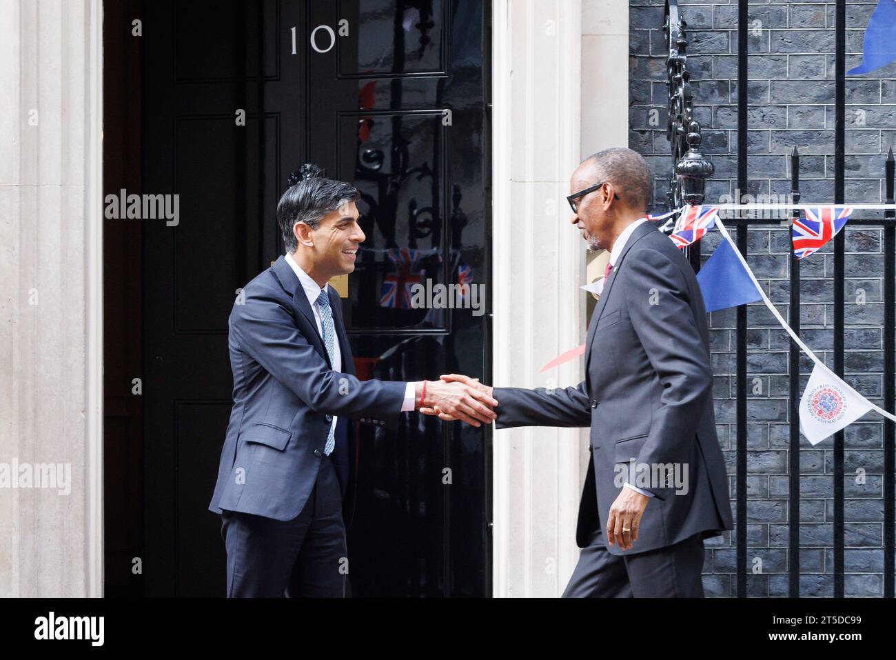 MccLi0004082  British Prime Minister Rishi Sunak greets the President of Rwanda Paul Kagame at Downing Street.  Image shot on 4th May 2023.  © Belinda Stock Photo