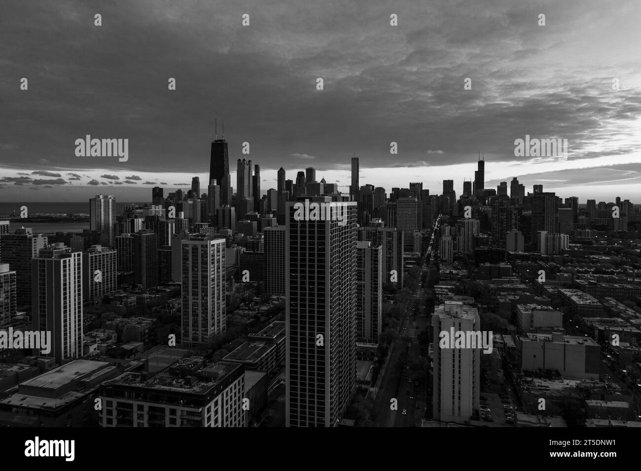 Chicago rooftop view Black and White Stock Photos & Images - Alamy