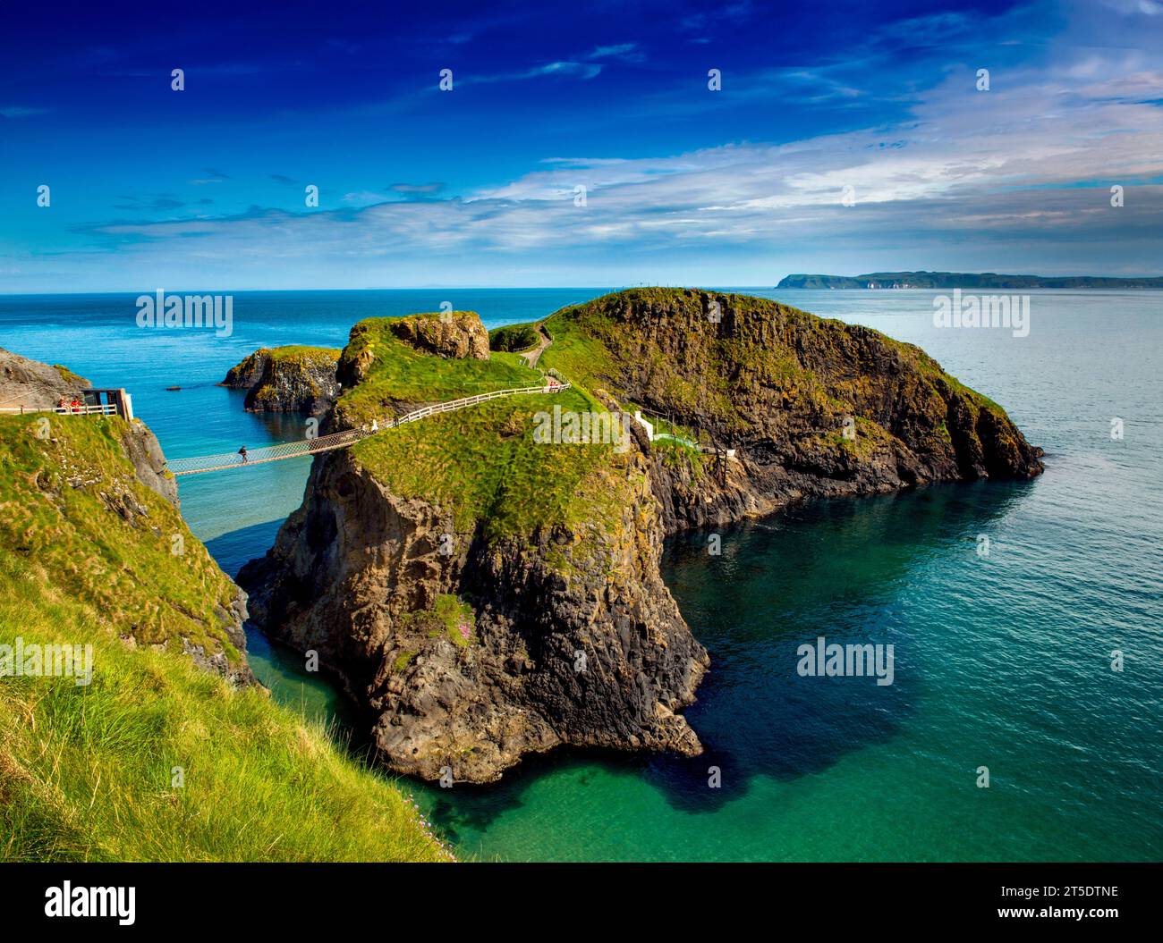 Northern Rope Bridge Carrick-a-rede Rope Bridge , County Antrim, Northern Ireland Stock ...
