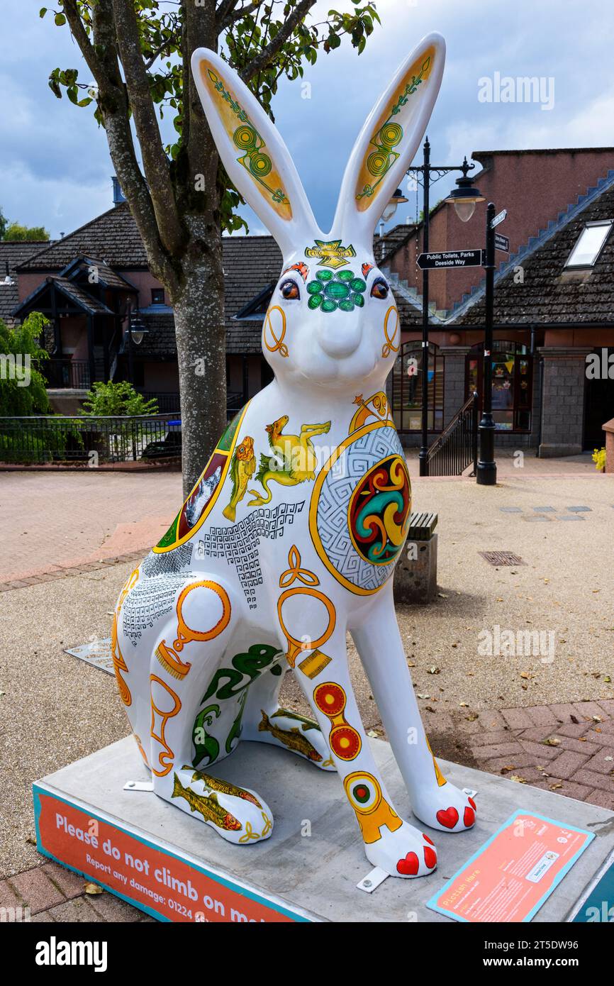 Pictish Hare by Lucy Jean Thomson, one of the exhibits on the Big Hop Trail.  Scott Skinner Square, Banchory, Aberdeenshire, Scotland, UK Stock Photo