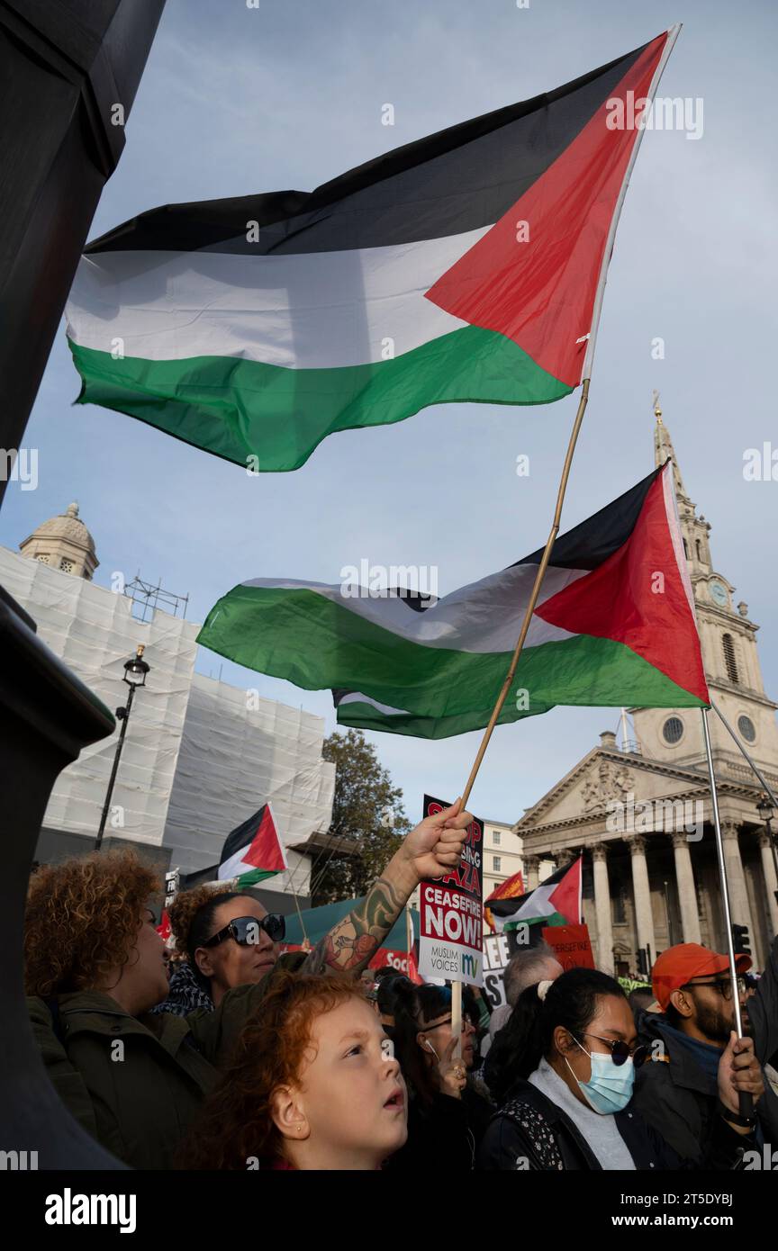 Pro Palestine rally demanding a ceasefire in Gaza. November 4th 2023 Stock Photo