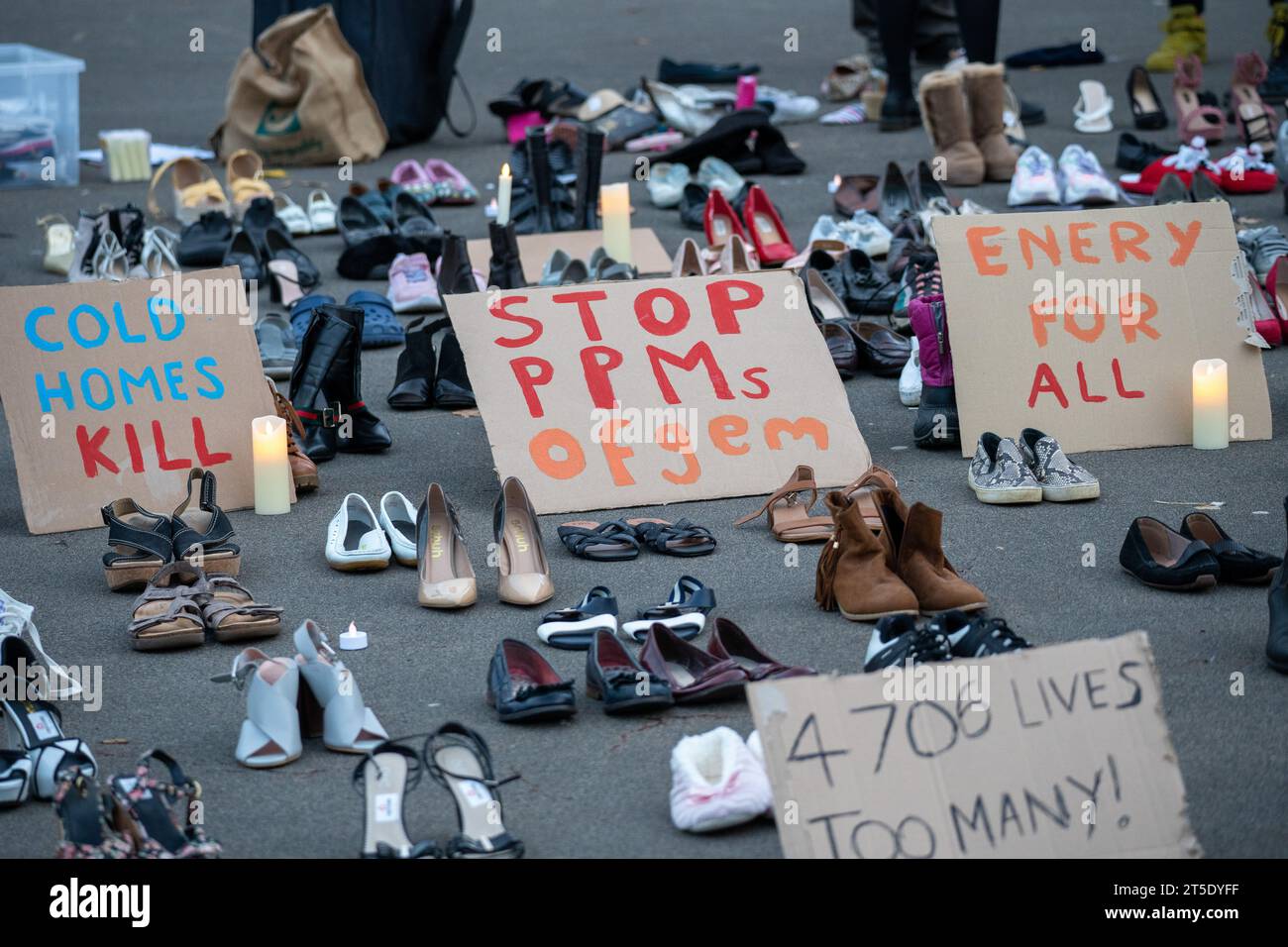 Glasgow, Scotland, UK. 4th Nov, 2023. Fuel Poverty Action vigil to remember those died a