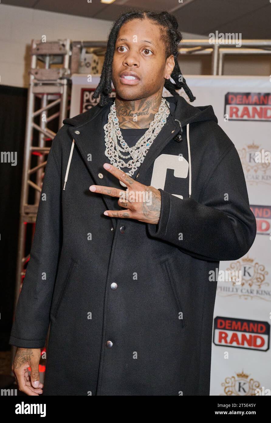 PHILADELPHIA, PA, USA OCTOBER 27, 2023 Lil Durk Poses at Power 99's
