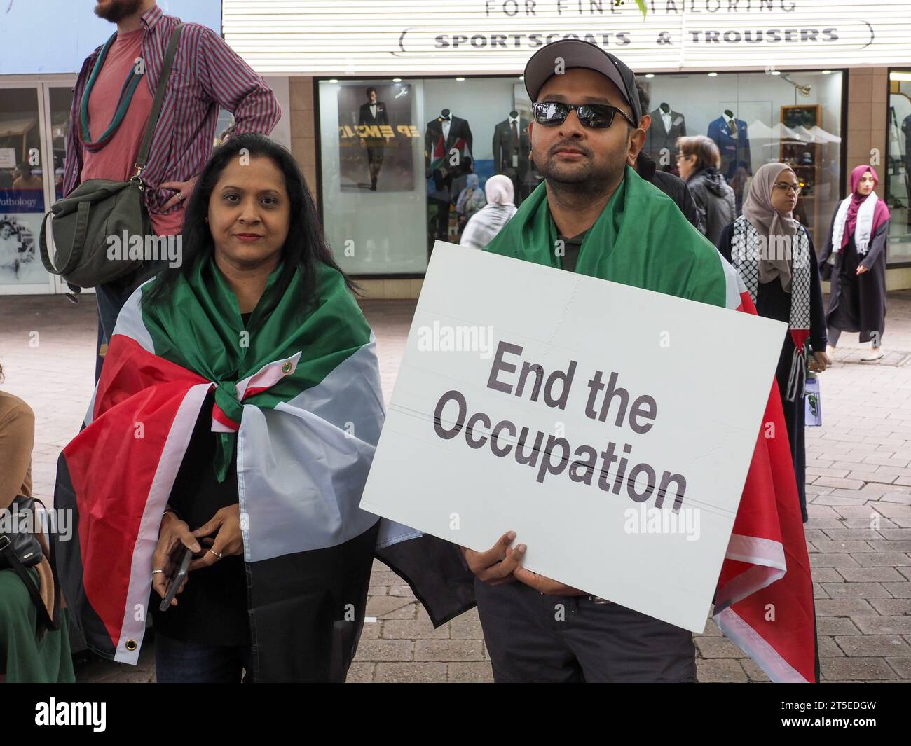 Canberra, Australia. 4th Nov, 2023. Protesters gather in Canberra in ...