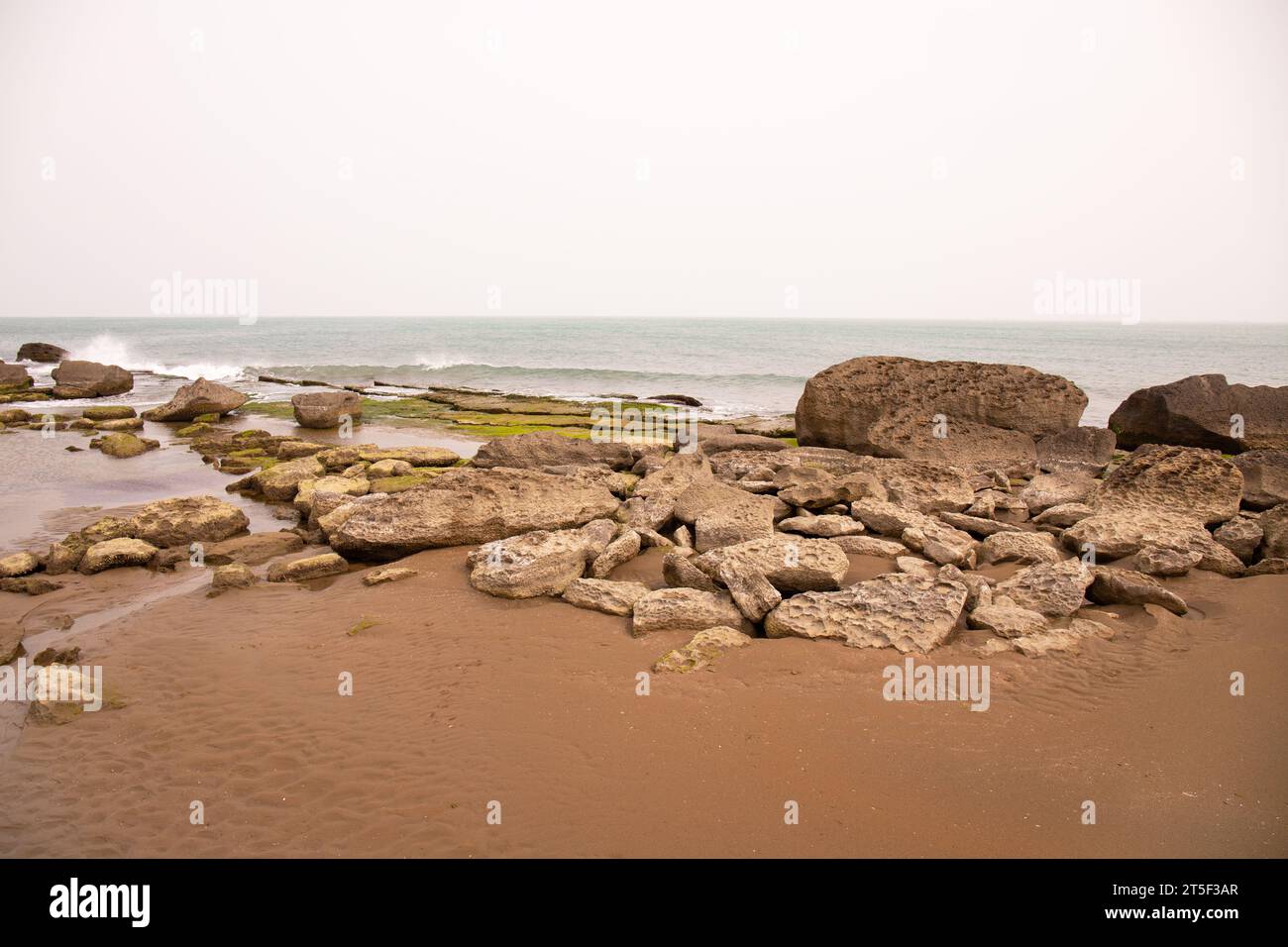 Beautiful rocky coast hi-res stock photography and images - Alamy
