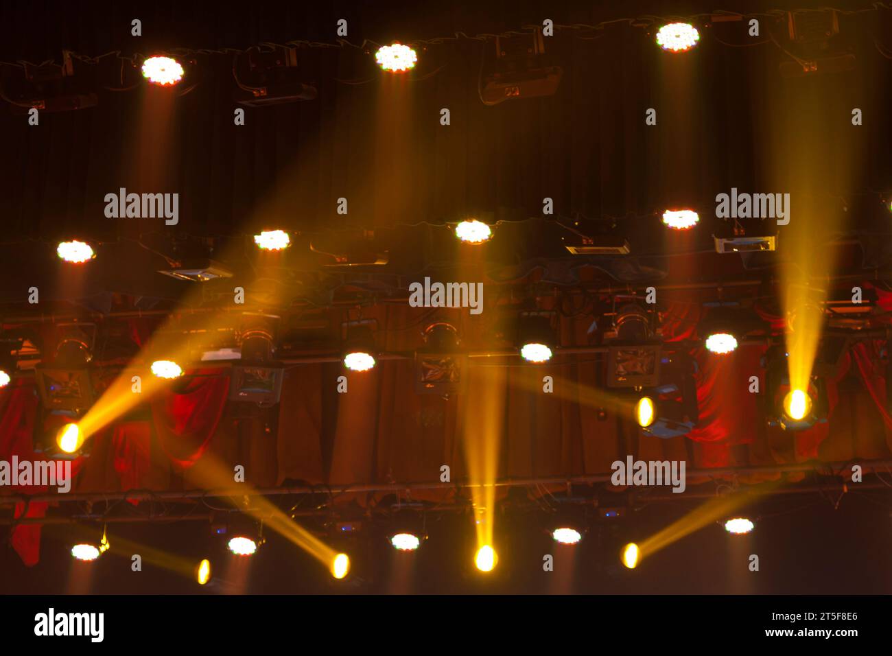 Illusion nightclub hi-res stock photography and images - Alamy