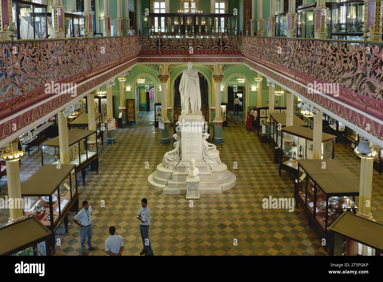 Entrance hall of Dr. Bhau Daji Lad Museum in Byculla, Mumbai (Bombay), India, with a 9 feet tall statue of Prince Albert, husband of Queen Victoria Stock Photo