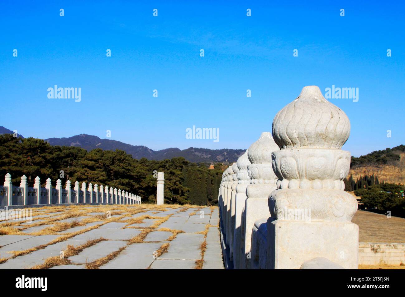 ancient Chinese traditional style of white marble stone bridge railings ...