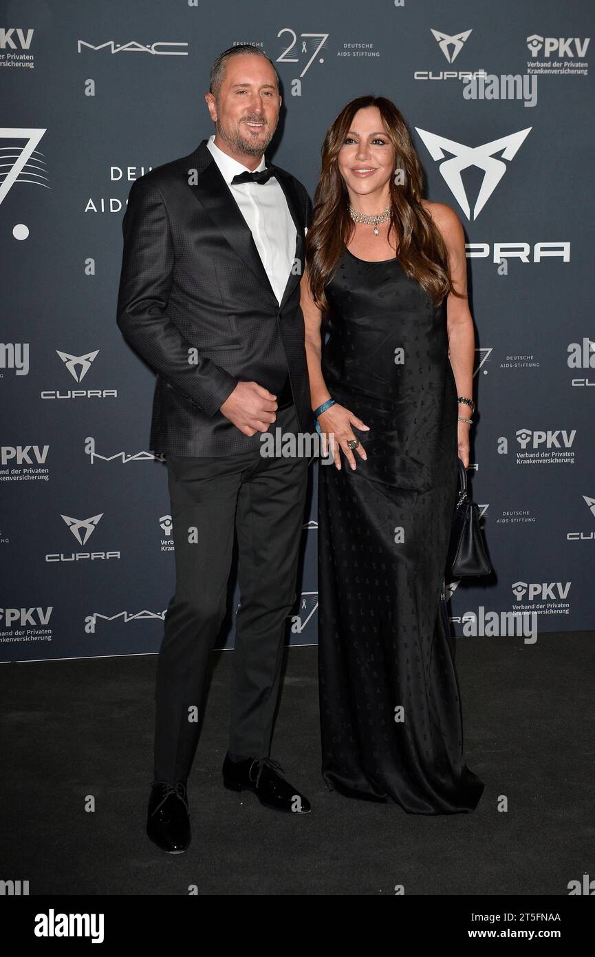 Simone Thomalla und JanChristoph Wagner bei der Ankunft Operngala