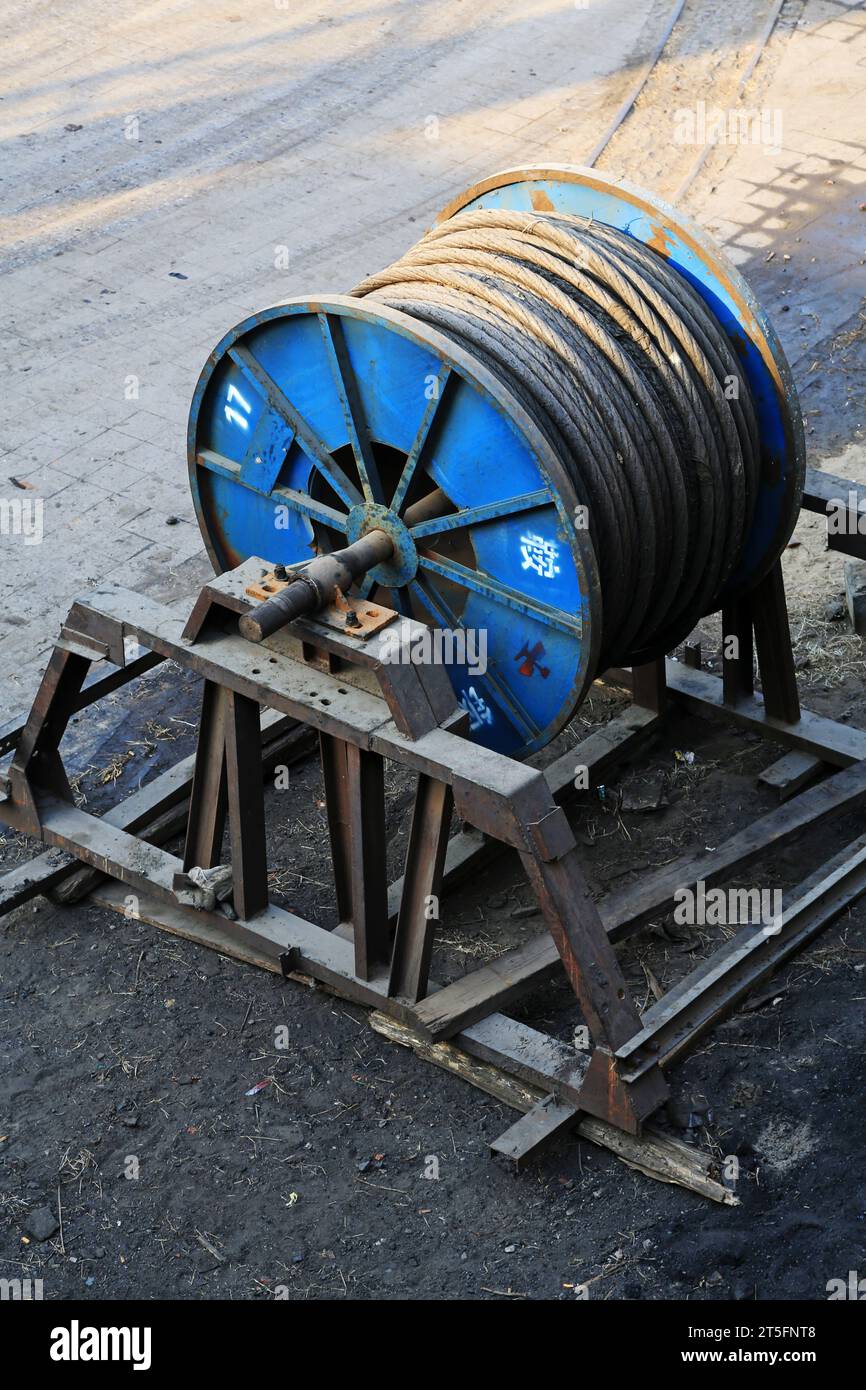 idle steel wire rope drum in a factory Stock Photo Alamy