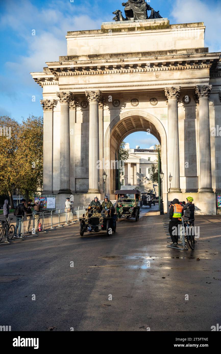 Hyde Park, London, UK. 5th Nov, 2023. London to Brighton Veteran Car