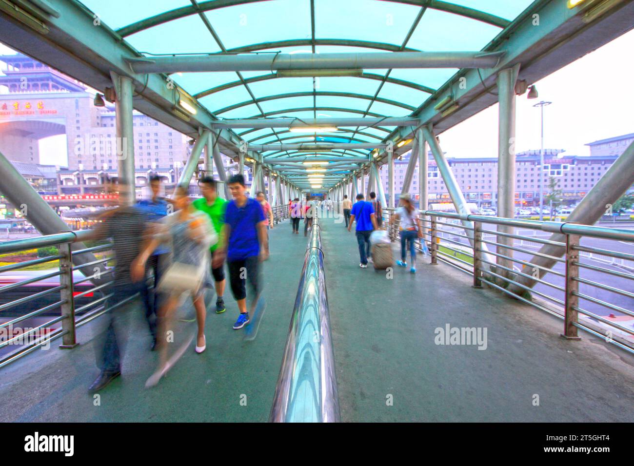 Fly Over Railing Flyover railing hi-res stock photography and images - Alamy
