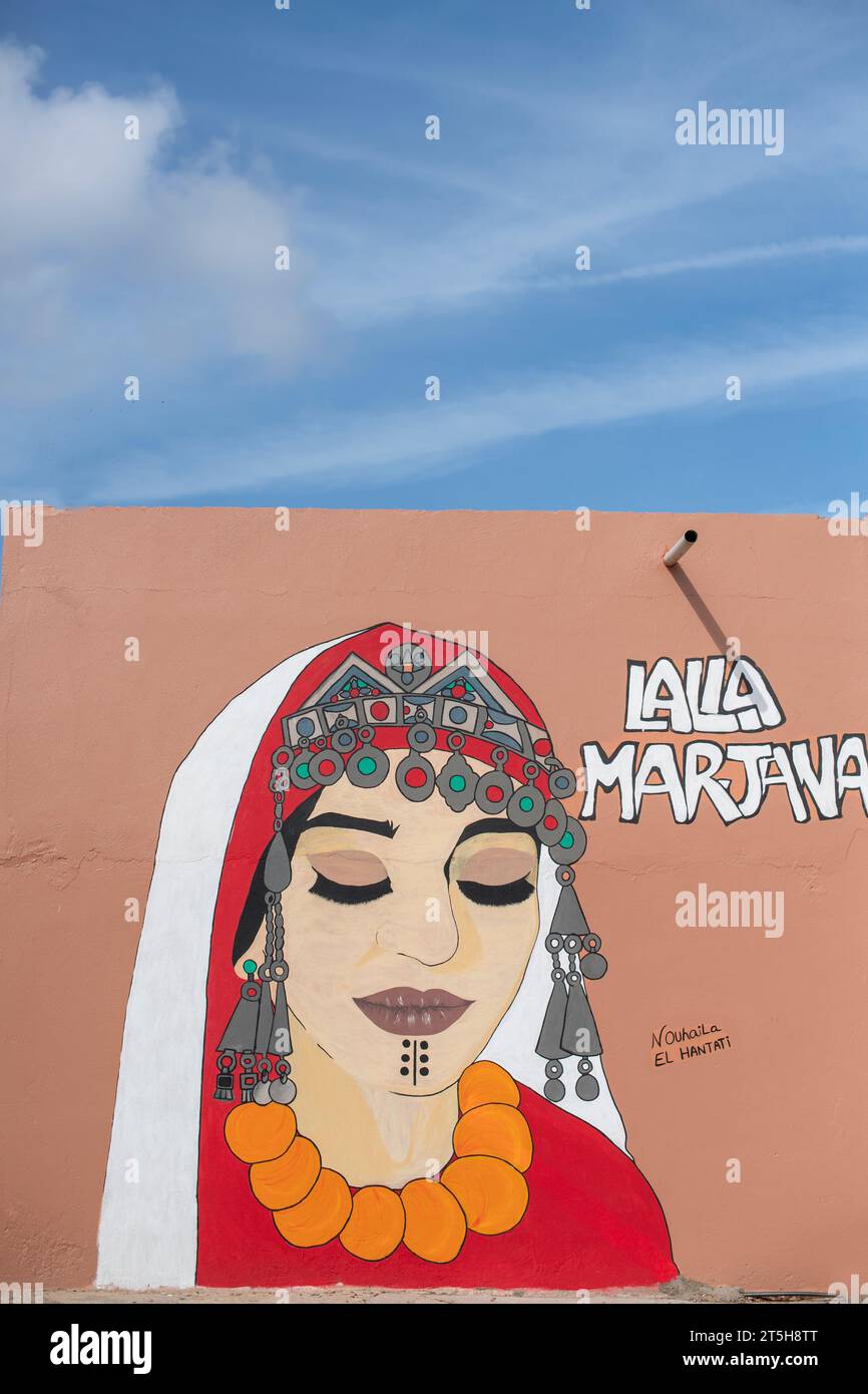 Murals / wall art of women in Essaouira Morocco Stock Photo Alamy