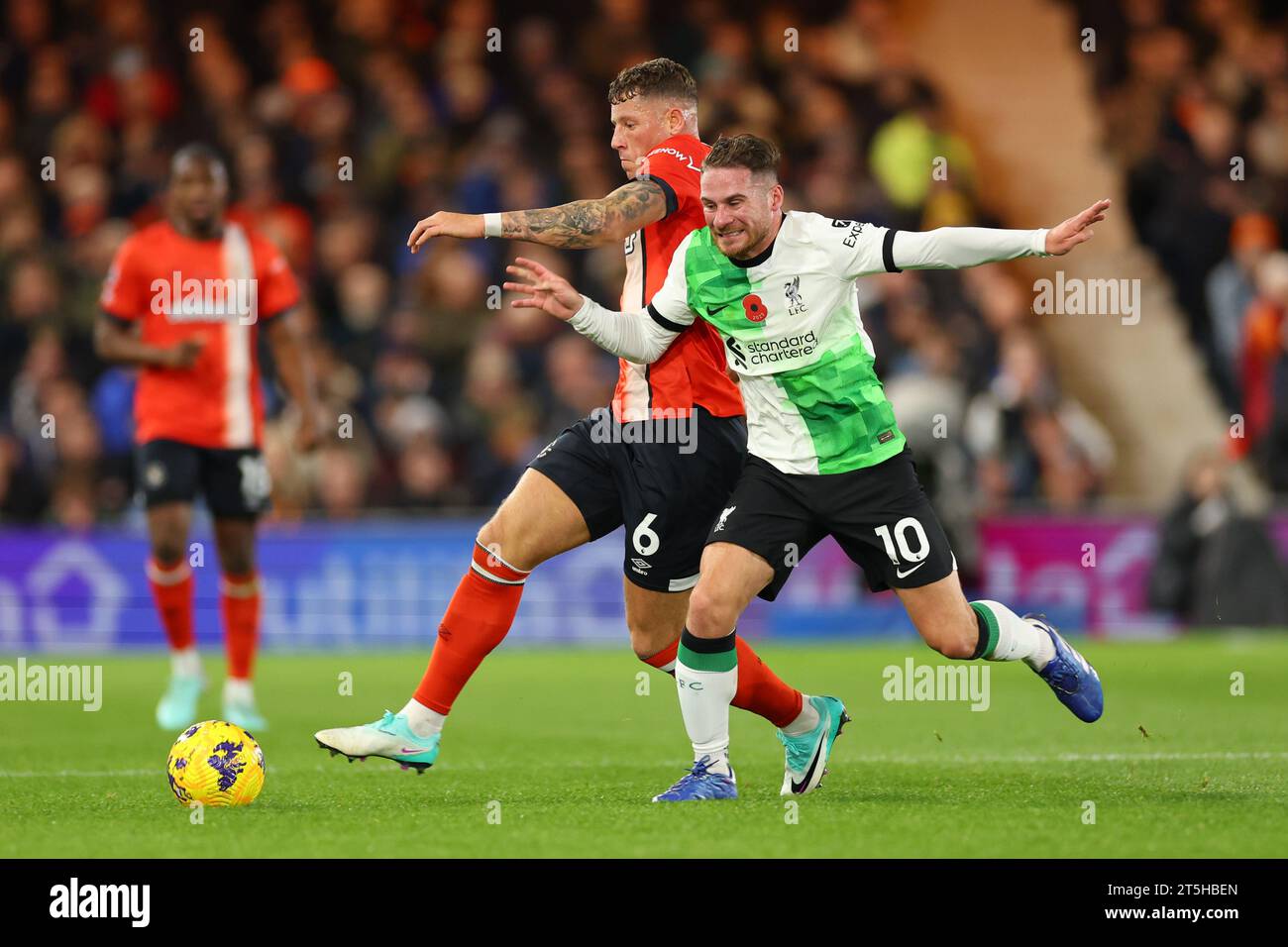 Kenilworth Road, Luton, Bedfordshire, UK. 5th Nov, 2023. Premier League ...