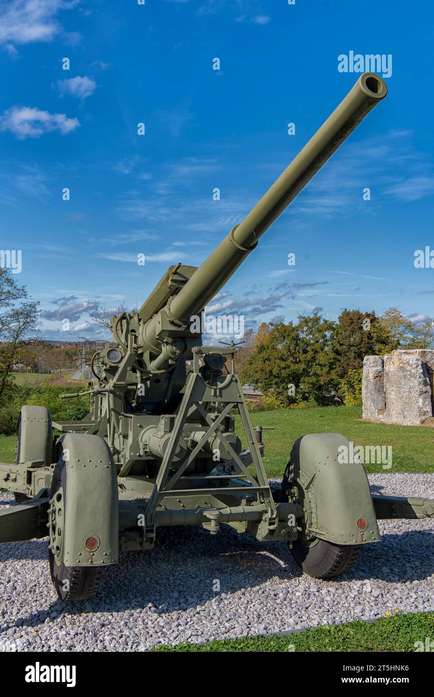 MkIIIA Anti-Aircraft Gun at Museum of Homeland War in Karlovac, Croatia ...