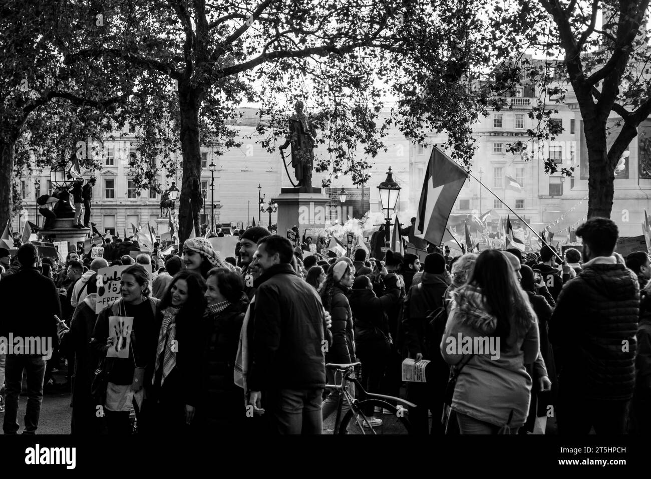 London Palestinian Demonstration Trafalgar Square Stock Photo - Alamy