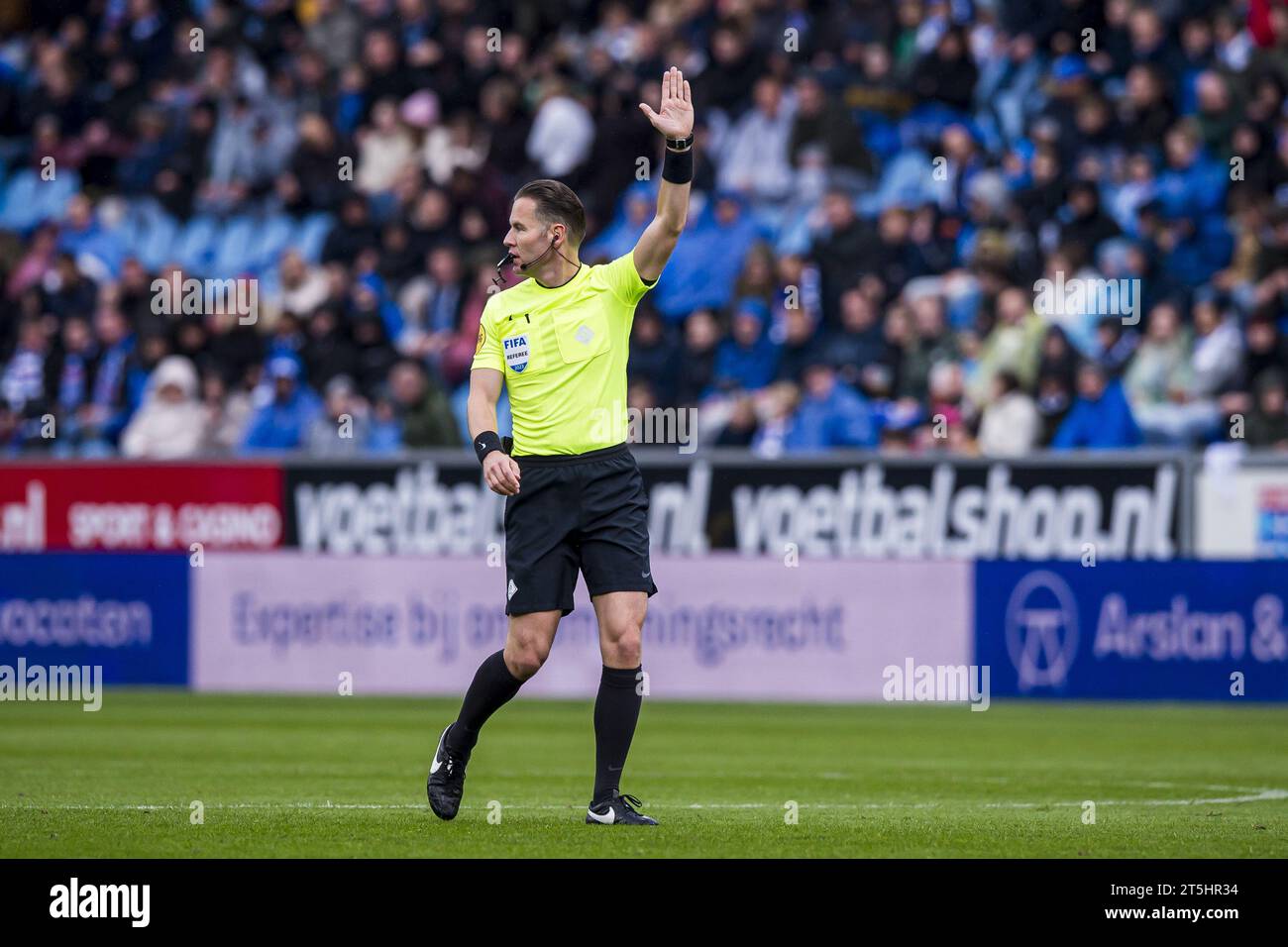 ZWOLLE Referee Danny Makkelie during the Dutch Eredivisie match