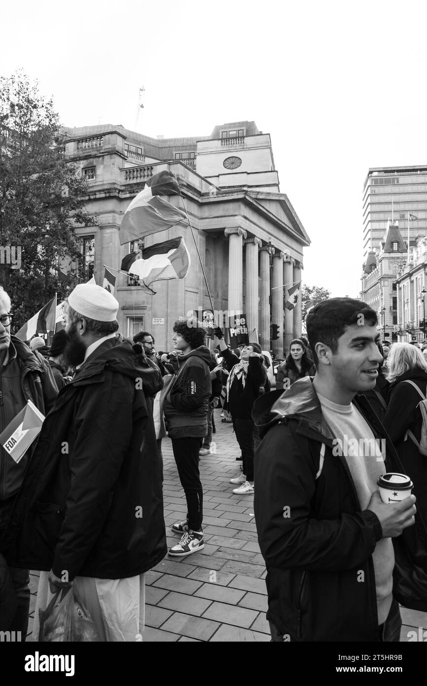 London Palestinian Demonstration Trafalgar Square Stock Photo - Alamy