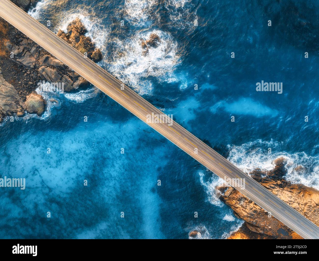 Aerial view bridge transport hi-res stock photography and images - Alamy