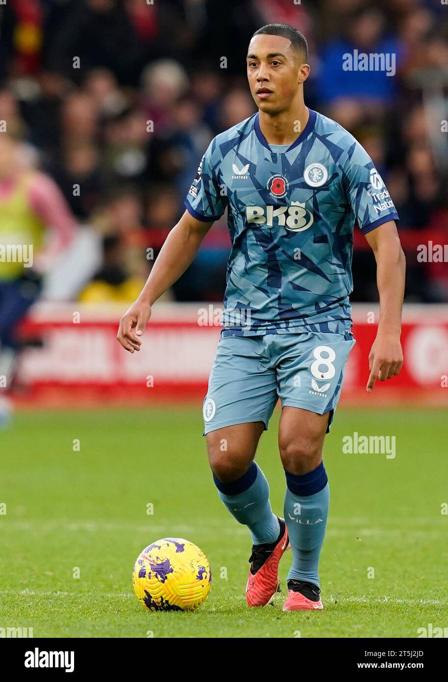 nottingham-uk-5th-nov-2023-youri-tielemans-of-aston-villa-during