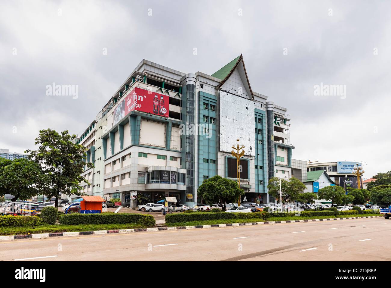 Talat Sao, Morning Market, Shopping Mall at city center, Lan Xang road, Vientiane, Laos, Southeast Asia, Asia Stock Photo
