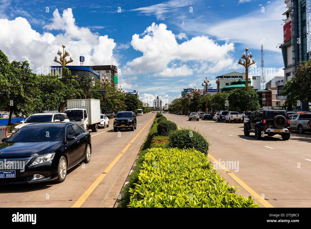 Lane Xang road, main road, and Patuxay(Patuxai), Victory Gate, Vientiane, Laos, Southeast Asia, Asia Stock Photo