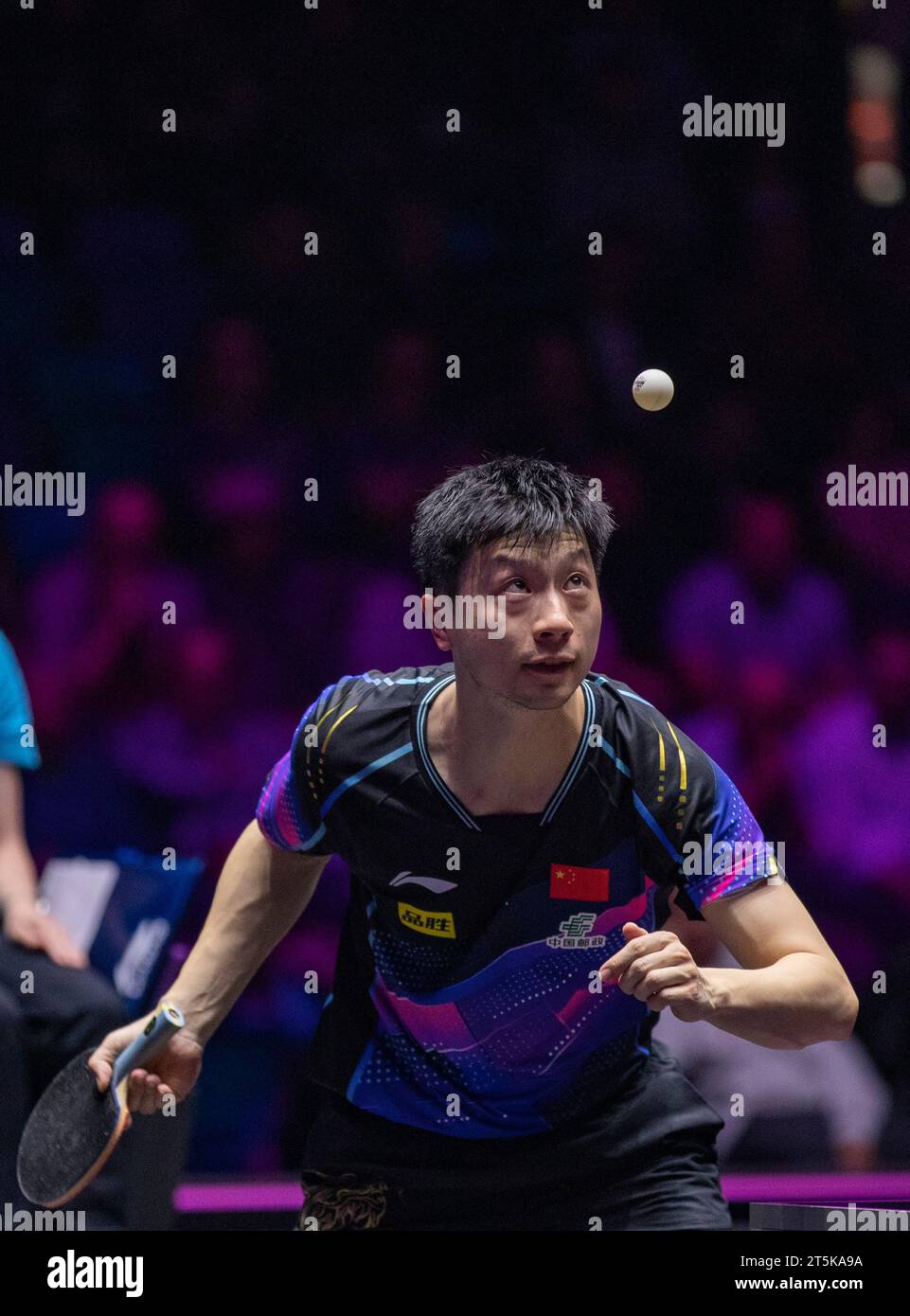 Frankfurt, Germany. 5th Nov, 2023. Ma Long of China serves during the