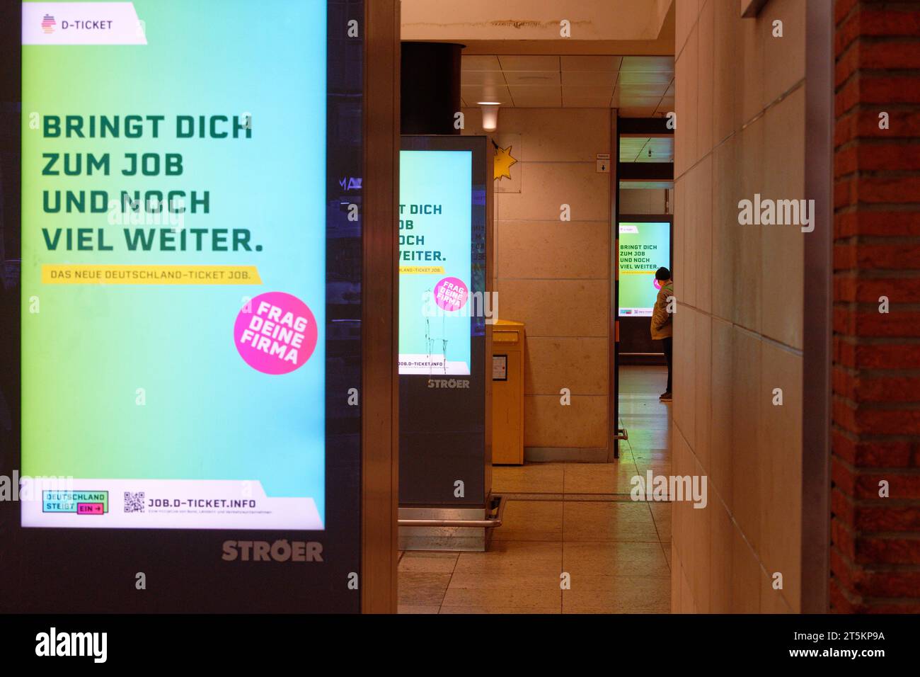 Cologne, Germany. 06th Nov, 2023. Advertising for the Deutschlandticket