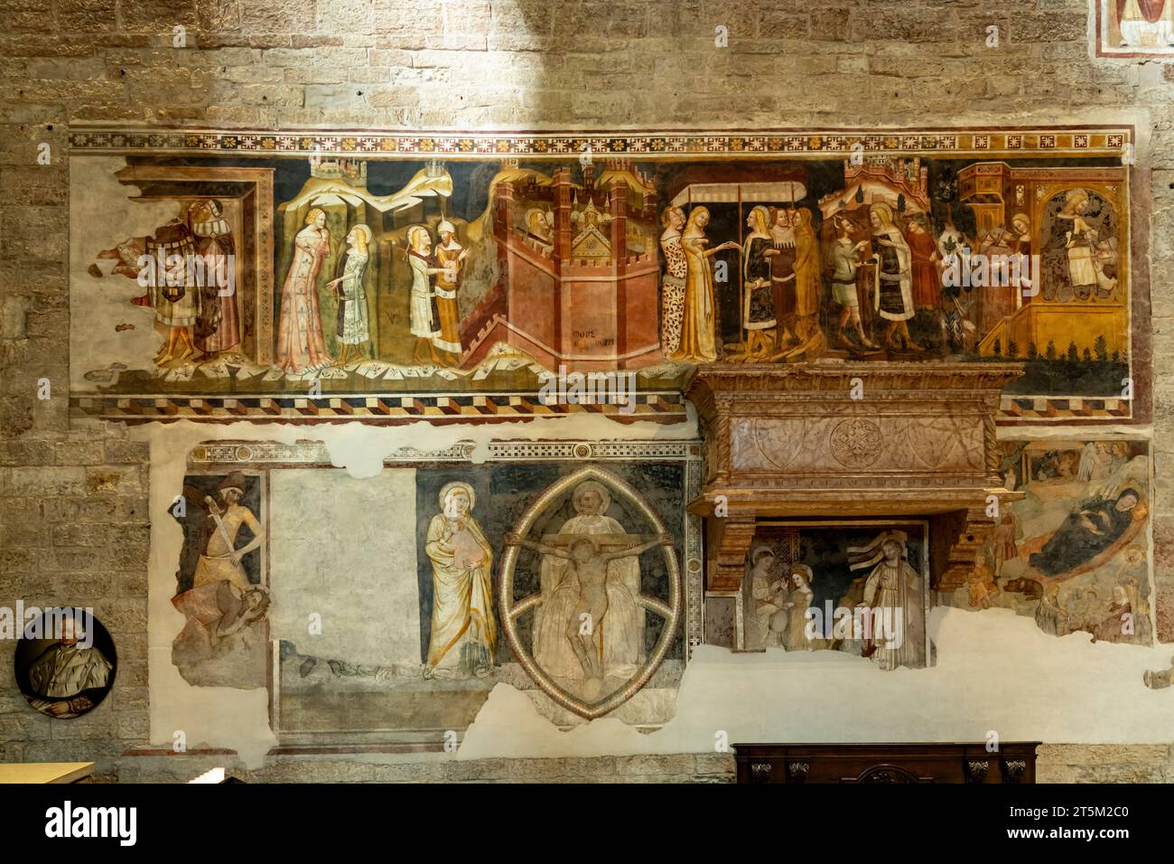 Fresken im Innenraum des Dom von Trient oder Kathedrale San Vigilio, Trient, Trentino, Italien, Europa |  Frescoes at the Trento Cathedral Cattedrale Stock Photo