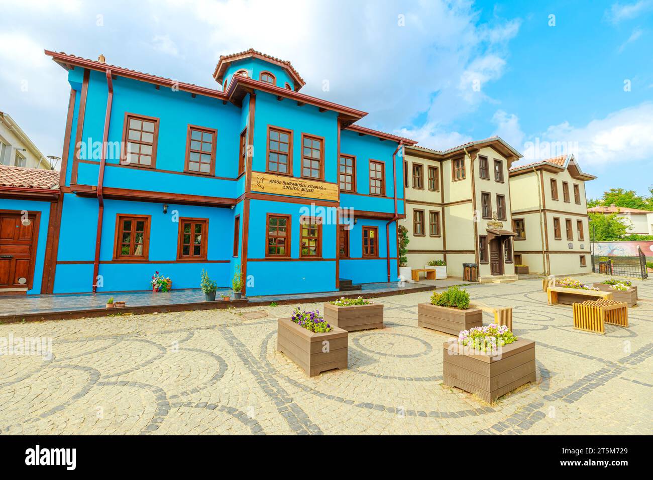 Eskisehir, Turkey - Aug 2, 2023: Eskisehir's roads interlace, connecting various neighborhoods and showcasing the architectural heritage of the Stock Photo