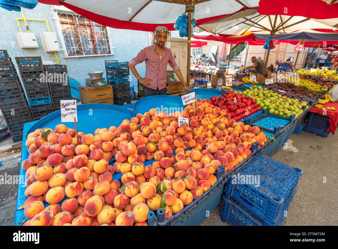 Eskisehir, Turkey - Aug 2, 2023:fruit market in Eskisehir's historic Odunpazari district is vibrant tableau of colors and aromas. Lined with stalls Stock Photo