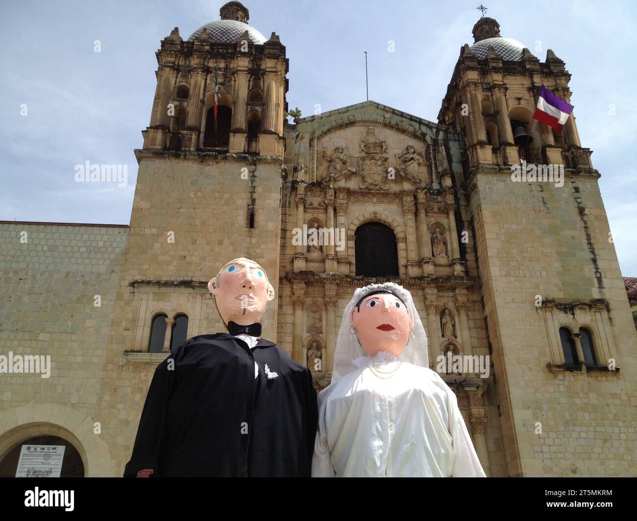 Giant wedding puppets. Santo Domingo church.  Oaxaca  Mexico Stock Photo