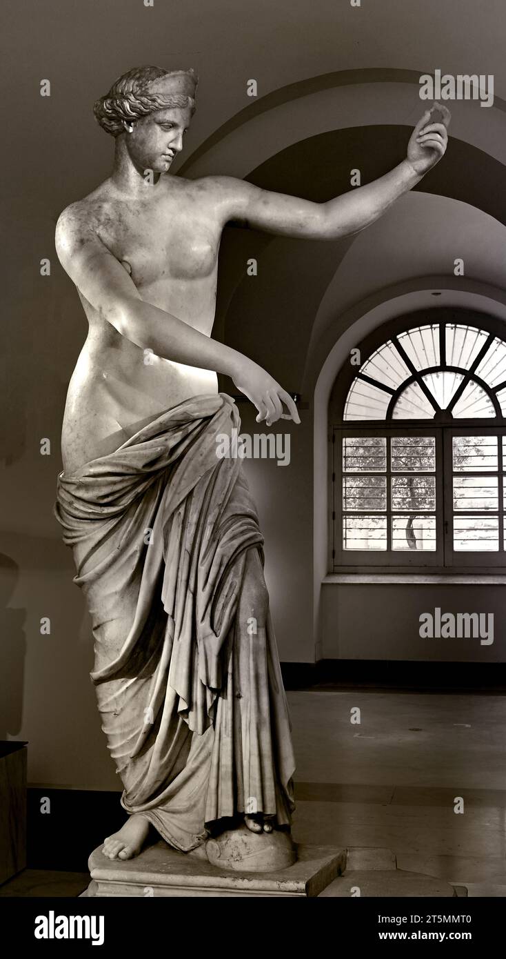 Venus Kallipygos, Venus Callipyge, Aphrodite Kallipygos, ancient Roman  marble statue, thought to be a copy of an older Greek original, National  Stock Photo - Alamy