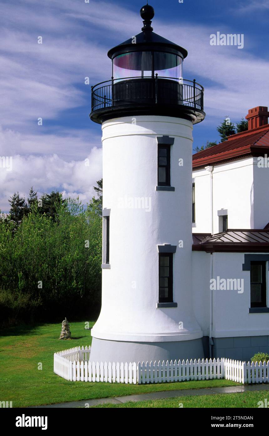 Admiralty Head Lighthouse, Fort Casey State Park, Ebey's Landing National Historic Reserve, Washington Stock Photo