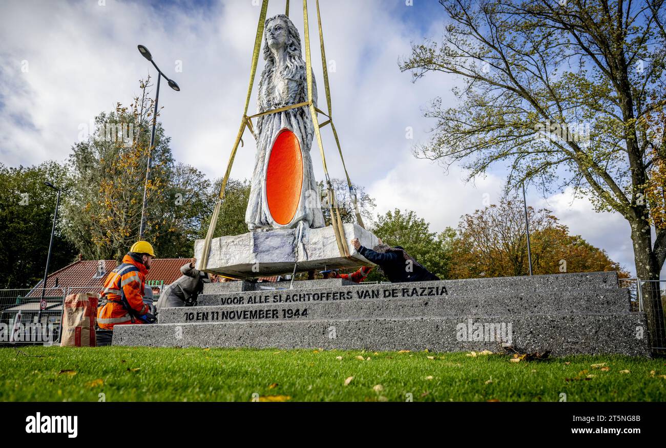 ROTTERDAM - Placing the new Razzia Monument, for the 52,000 residents of Rotterdam and Schiedam who were deported by the German occupier on November 10 and 11, 1944, to perform forced labor. ANP ROBIN UTRECHT netherlands out - belgium out Stock Photo