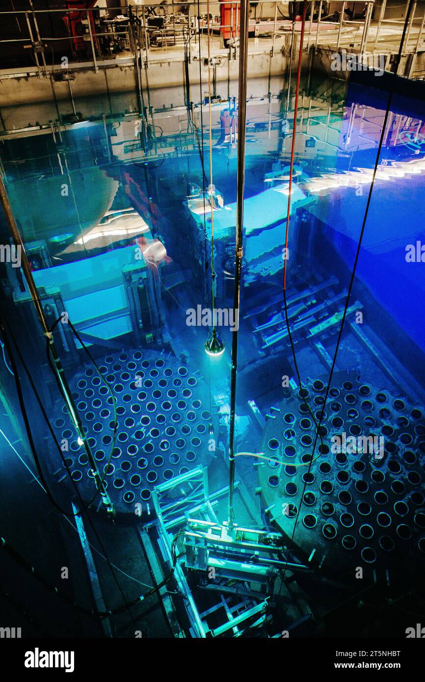 Nuclear fusion reactors hi-res stock photography and images - Alamy