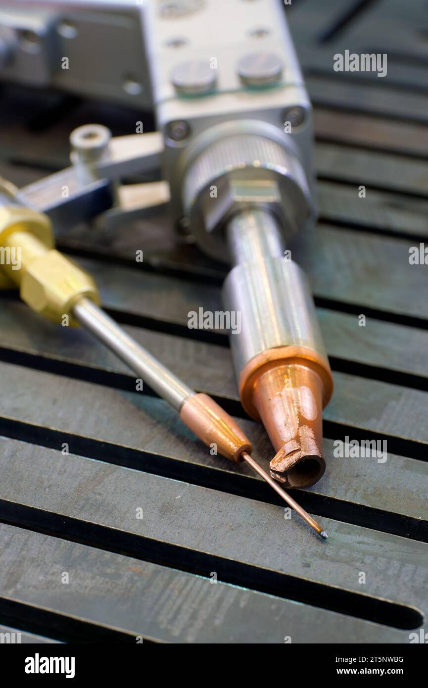 Laser beam welding tool, handheld collimator torch, on a steel working