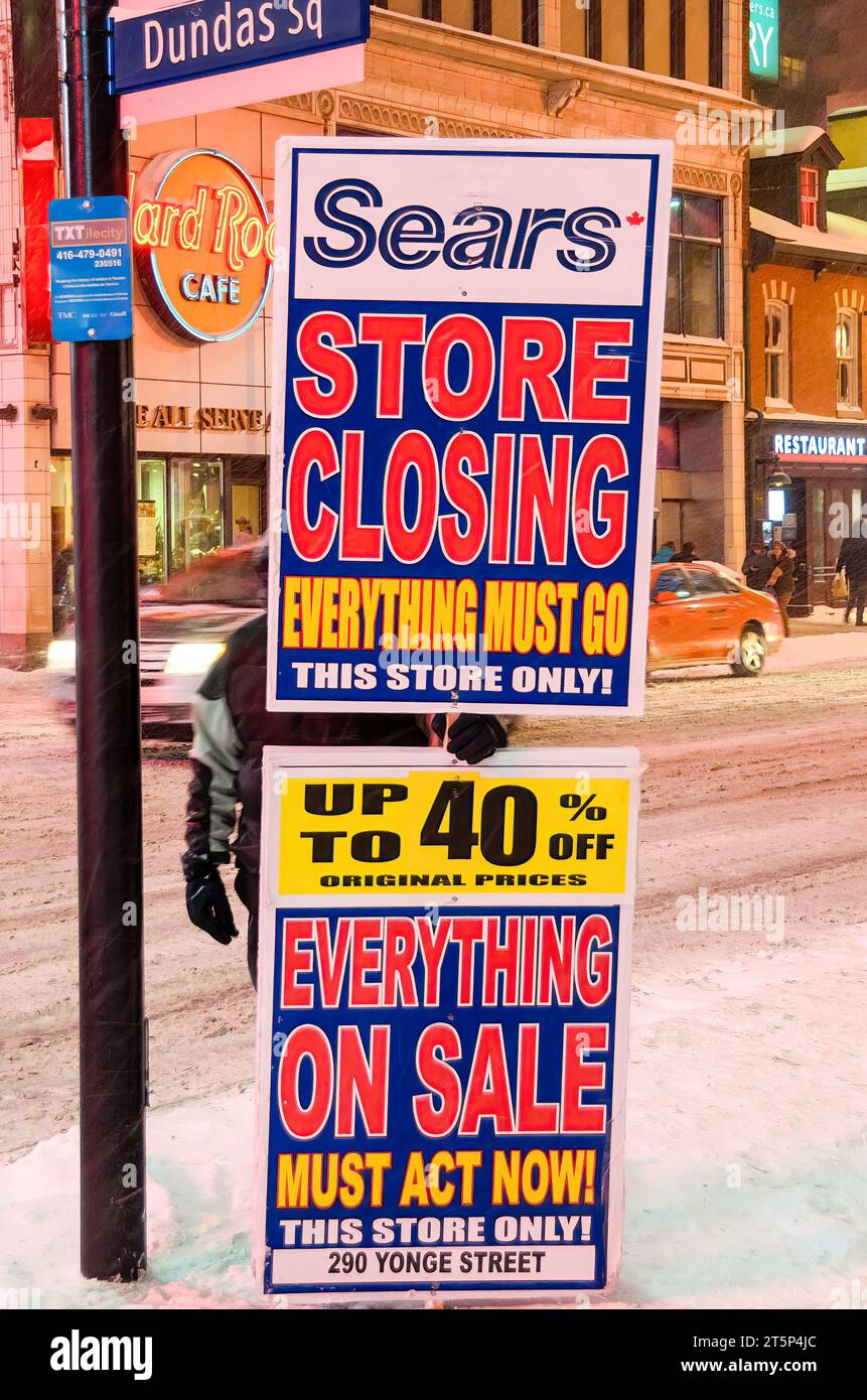 Final sale hi-res stock photography and images - Alamy