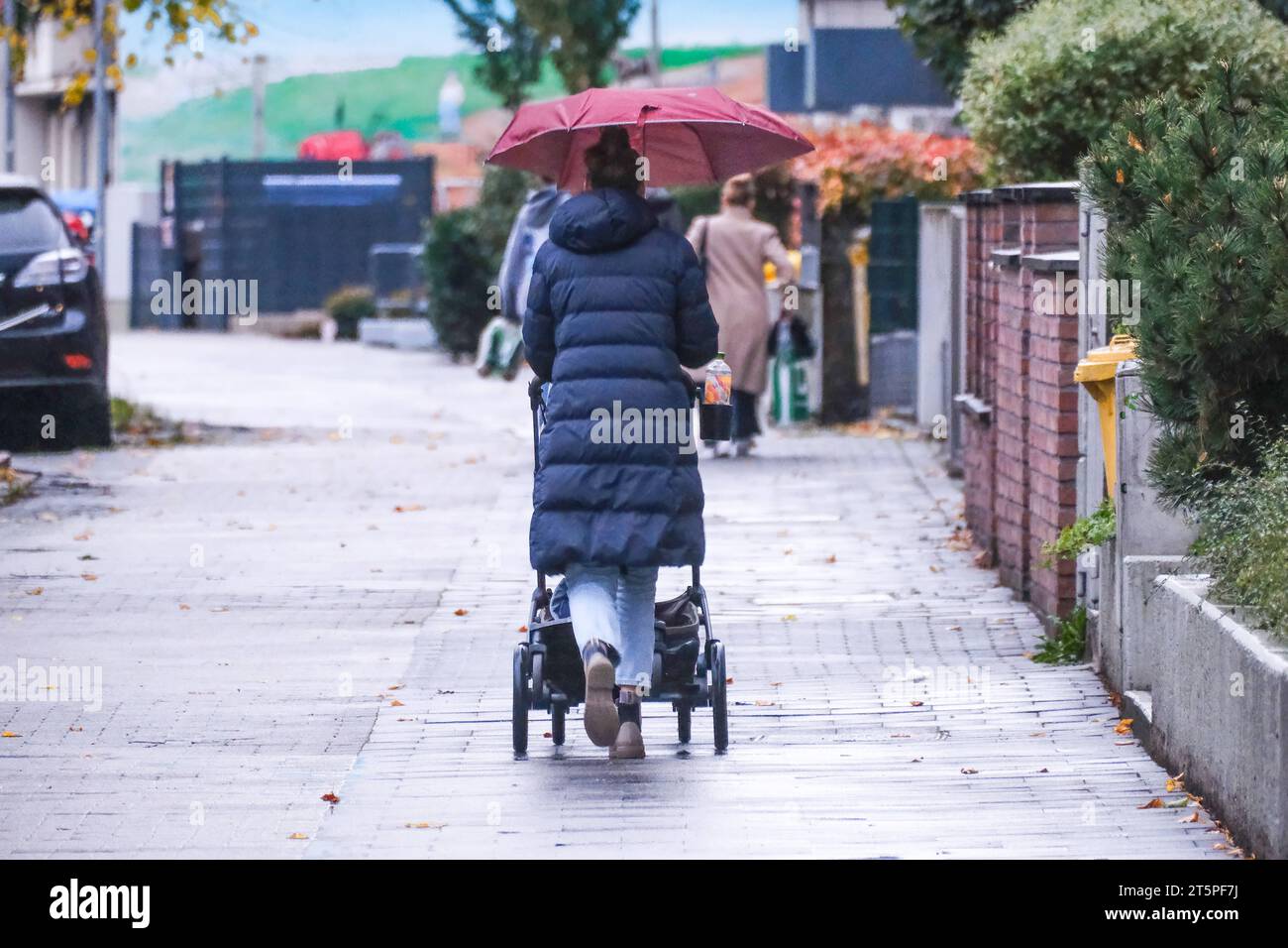 Kinderwagen baby hi-res stock photography and images - Page 3 - Alamy