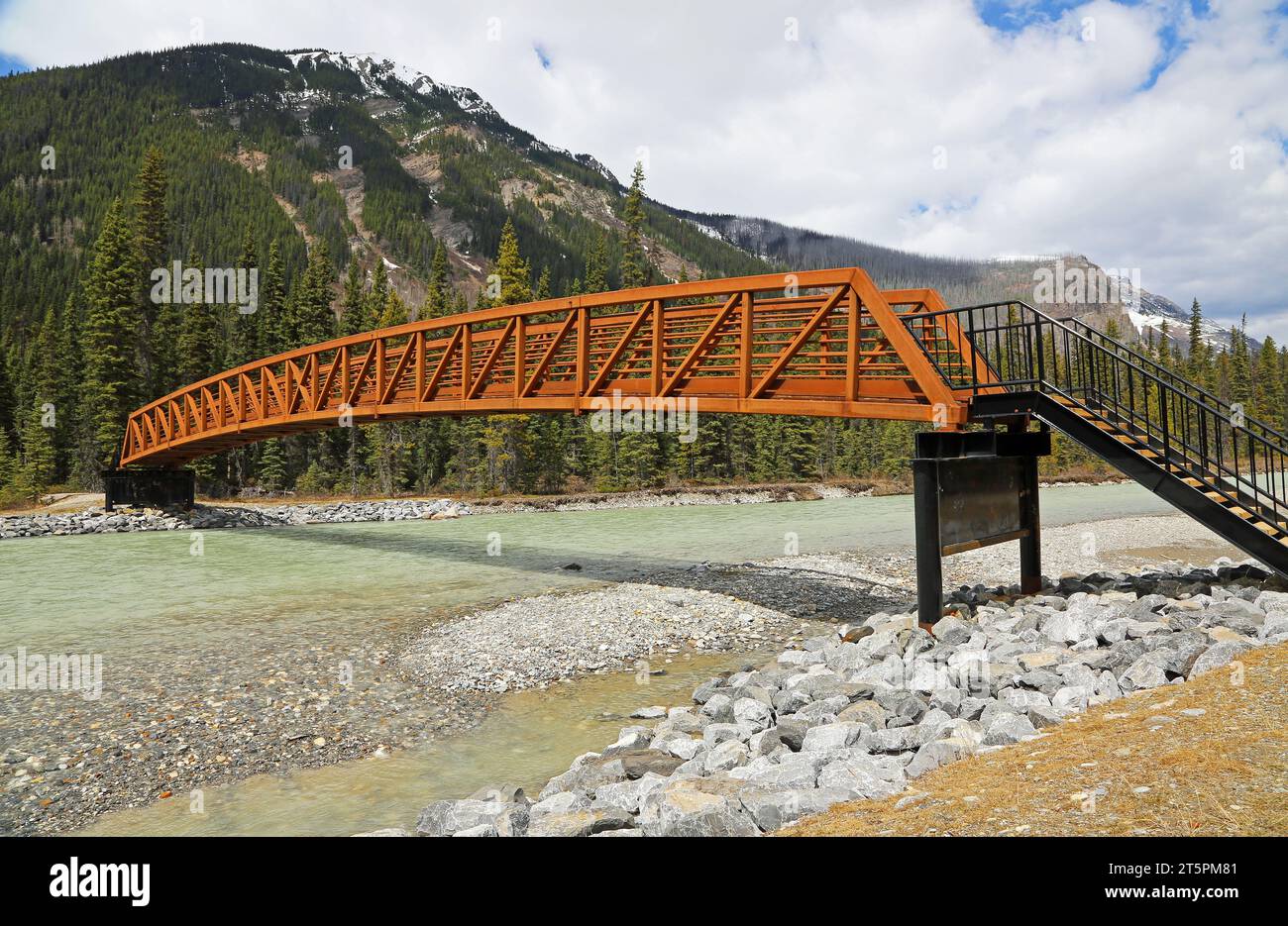 Kootenay river bridge hi-res stock photography and images - Alamy