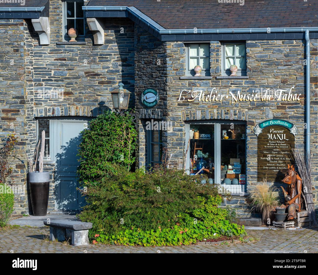 AtelierMusée du Tabac, tobacco museum in the village Corbionsur