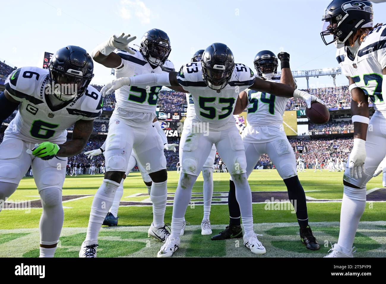 Baltimore Ravens linebacker Del'Shawn Phillips (53) celebrates his