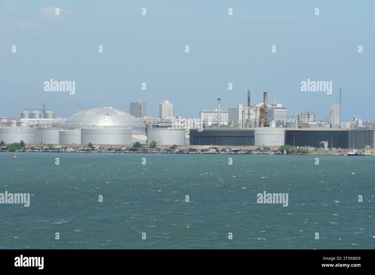 Containers which holding petroleum liquids and storage tanks of oil and