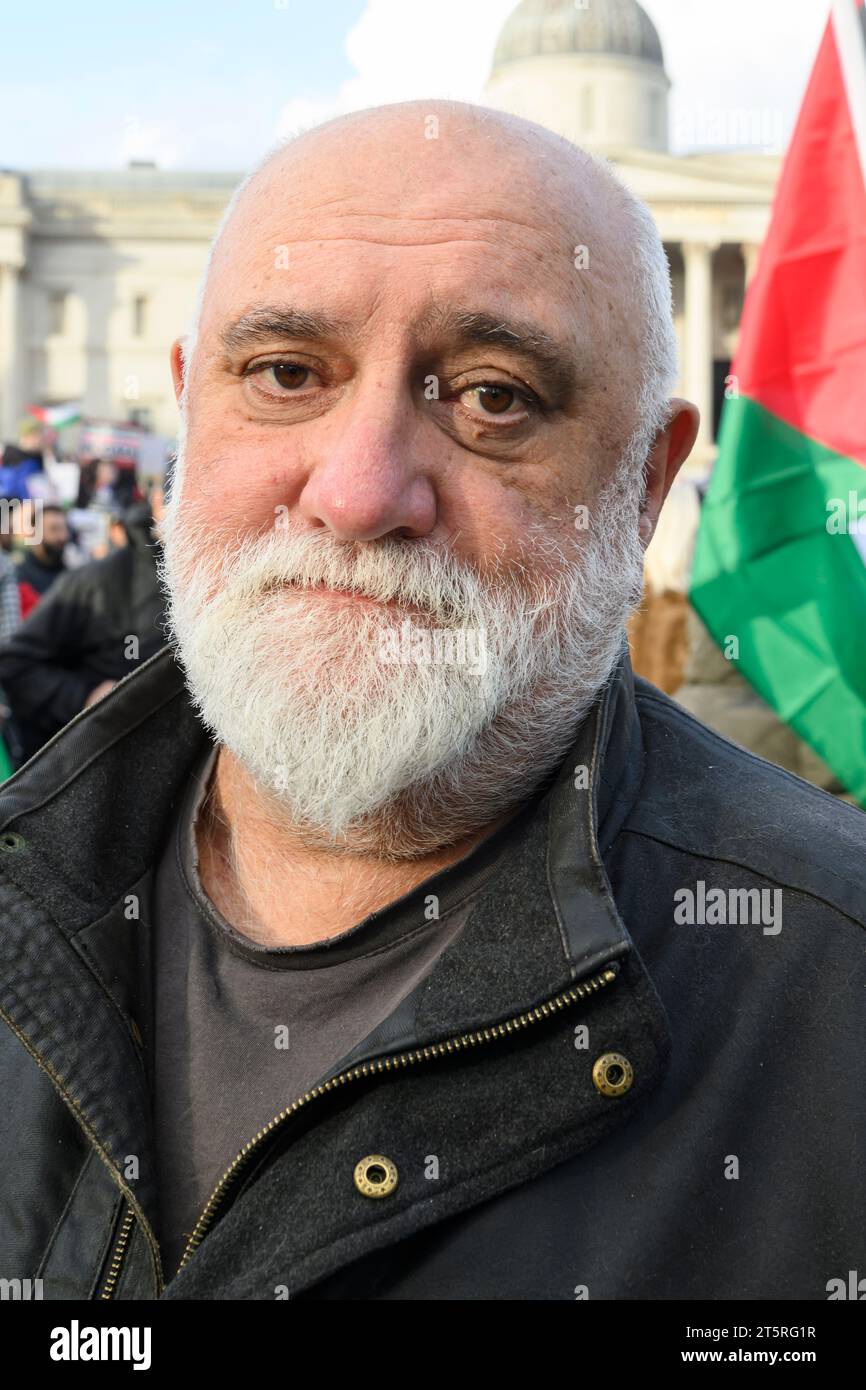 Stand-up comedian Alexei Sayle before he spoke at a pro-Palestinian rally, calling for a ceasefire of the ongoing Israeli military offensive in Gaza. Stock Photo
