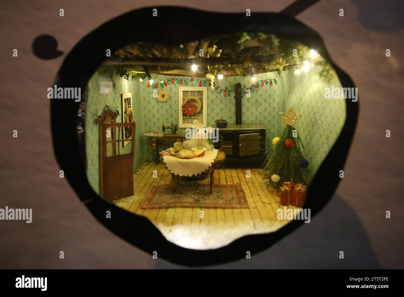 Dfrom christmas from window stheme
