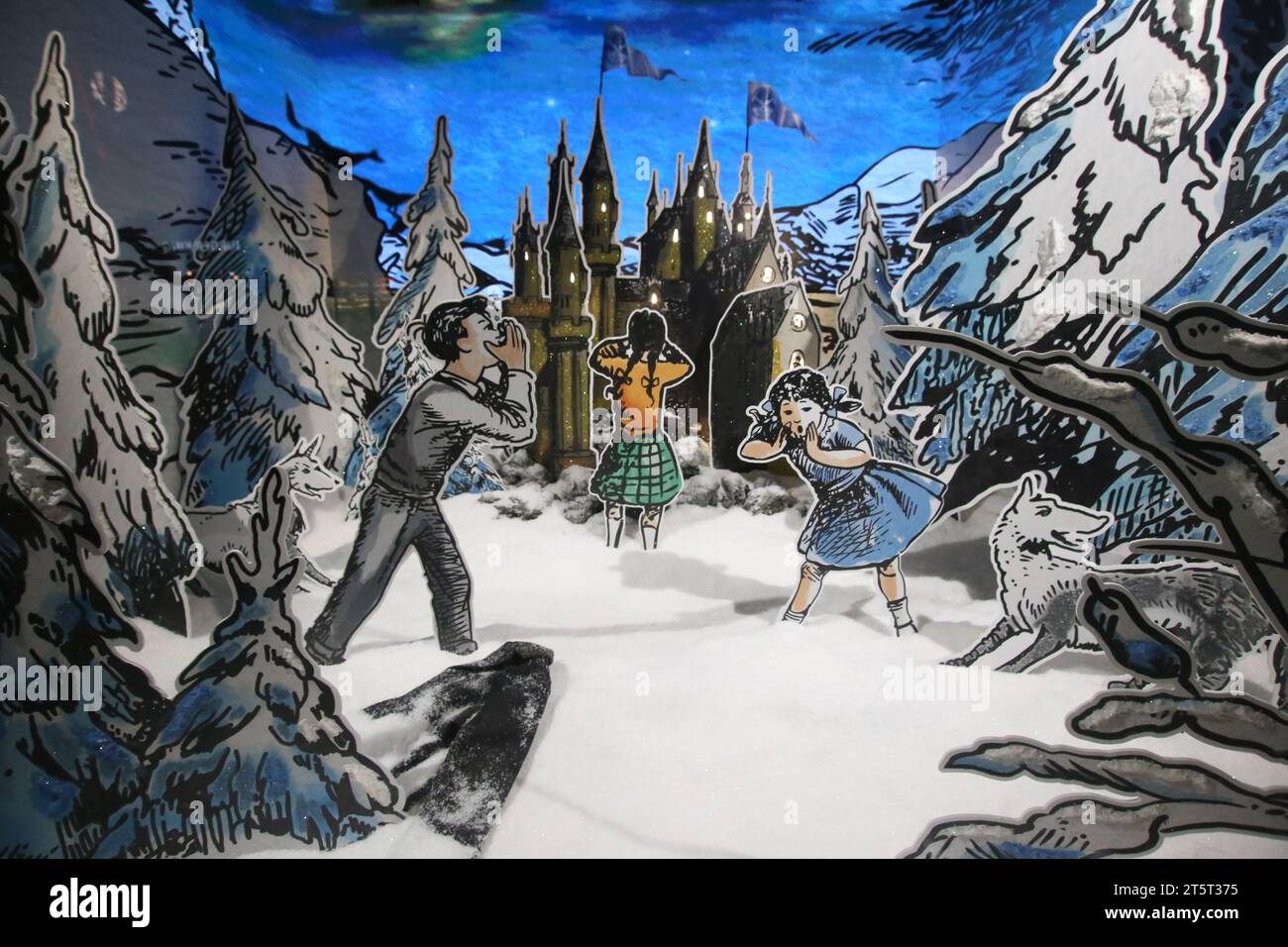 Newcastle upon Tyne, UK, 6th Nov, 2023, Fenwick Christmas Window revealed as The Lion, The Witch and The Wardrobe, Novel by C. S. Lewis on Northumberland Street, Newcastle upon Tyne, UK, 6th Nov, 2023, Credit: DEW/Alamy Live News Stock Photo