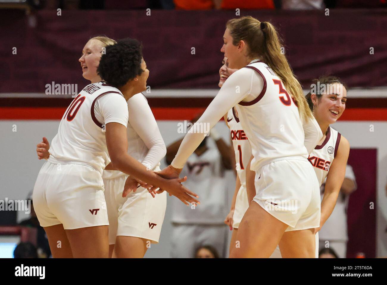 blacksburg-virginia-usa-6th-nov-2023-virginia-tech-hokies-center